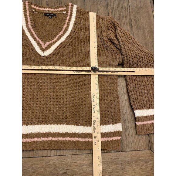 Love Tree Sweater Women’s L Brown V-Neck Ribbed Knit Striped Trim - Picture 6 of 13